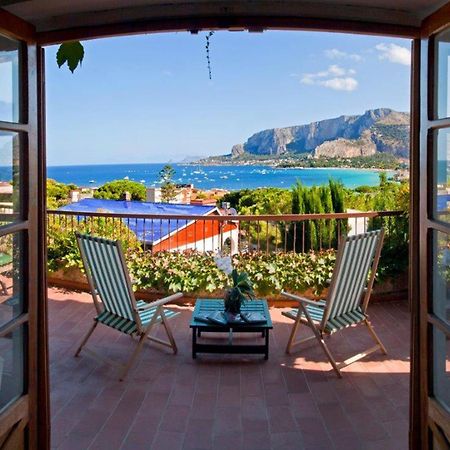 Il Glicine Sul Golfo Bed and Breakfast Mondello Exteriör bild