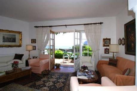 Il Glicine Sul Golfo Bed and Breakfast Mondello Exteriör bild